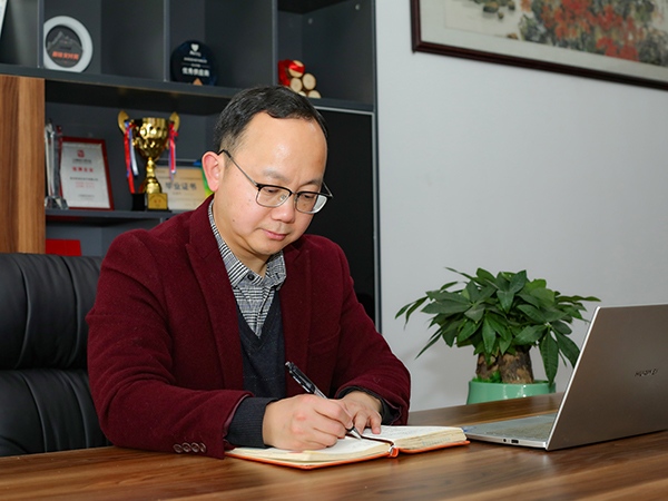 凱佰樂總經理張總